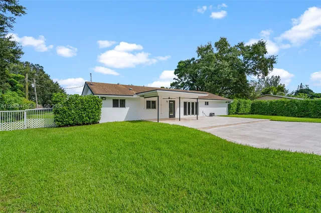 $6,700 | 14330 Southwest 16th Street, Davie, FL 33325