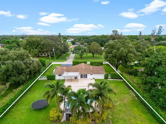 $6,700 | 14330 Southwest 16th Street, Davie, FL 33325