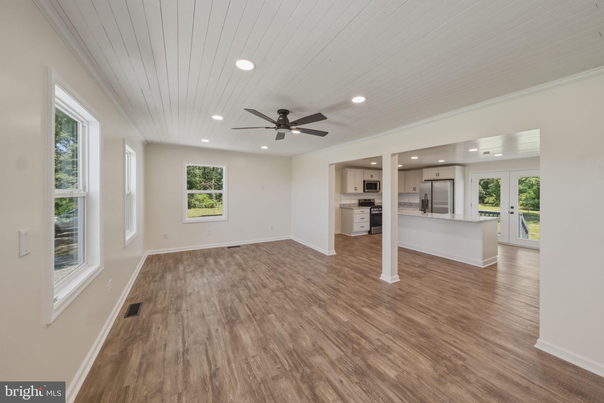 2426 Hampton Hall Road Callao, VA 22435 - Photo 13 of 41 Living Room