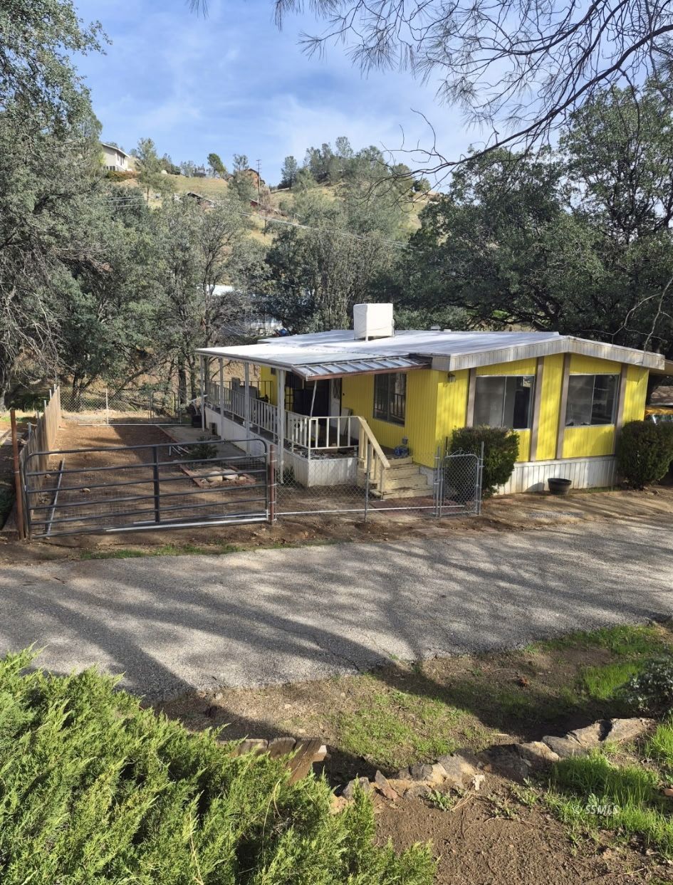 1042 Evans Road, Unit 4 Wofford Heights, CA 93285 - Photo 1 of 19