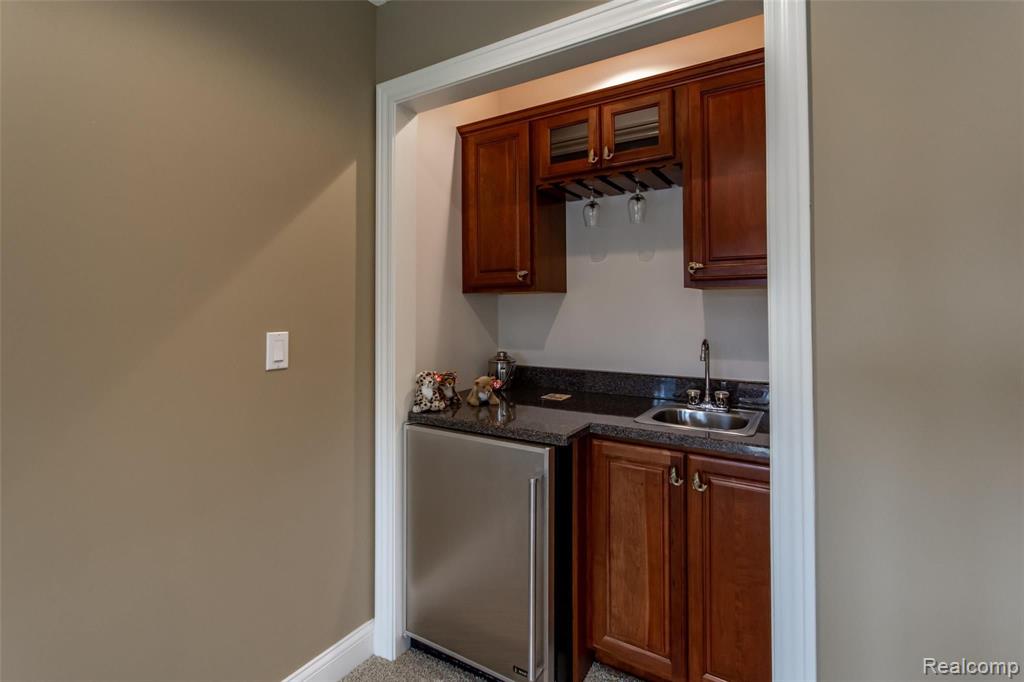 2349 Riverside Pointe Drive St. Joseph, MI 49085 - Photo 32 of 62