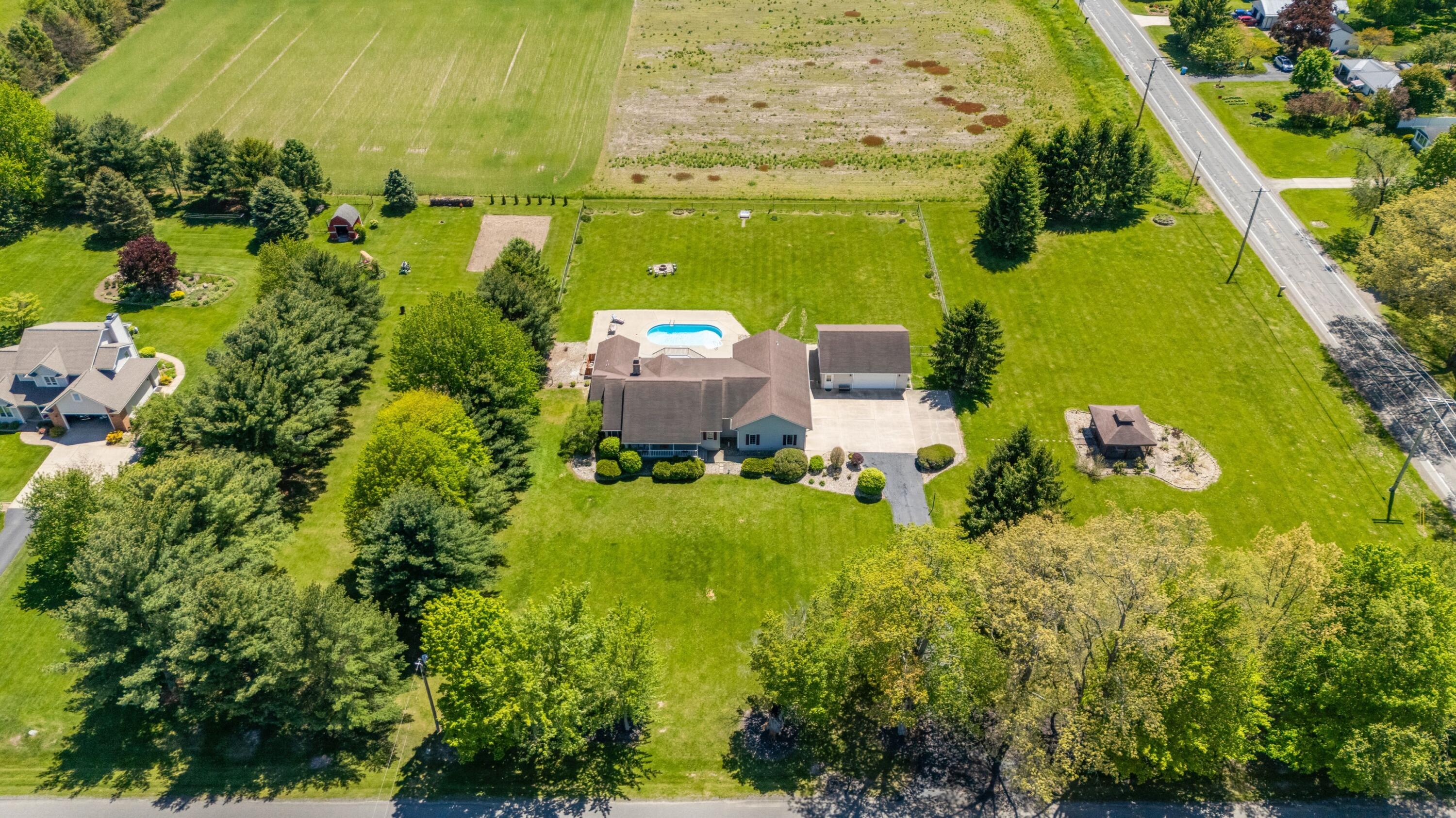 3740 Buffalo Road Niles, MI 49120 - Photo 44 of 75 87DJI_20260515024053_0027_D