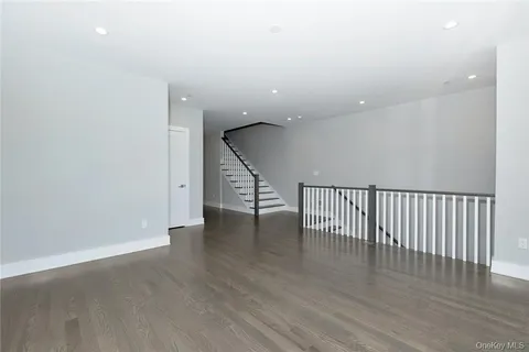 $1,249,999 | 40 Devoe Street, Unit B, Dobbs Ferry, NY 10522