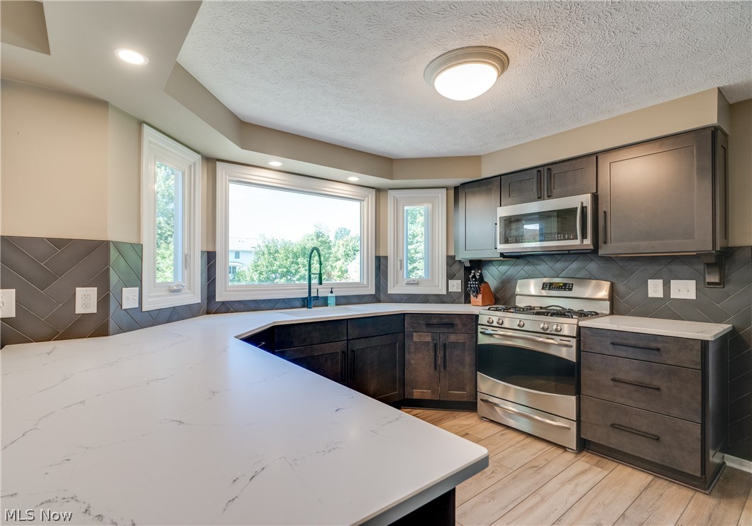 5358 Young Road Stow, OH 44224 - Photo 17 of 31 Gallery Image 17