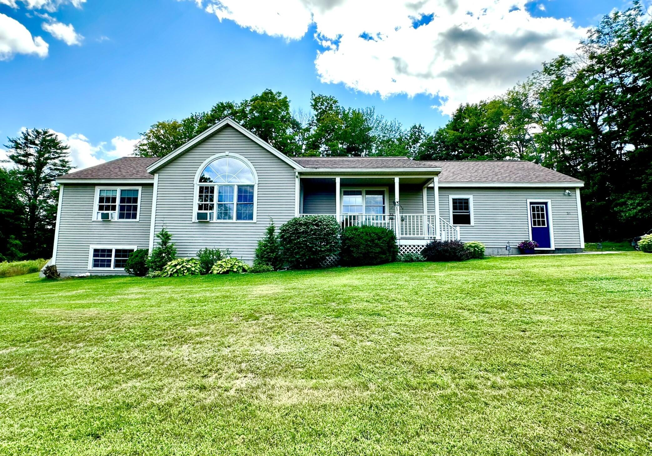31 Hazen Drive Springvale, ME 04083 - Photo 7 of 53 IMG_3352