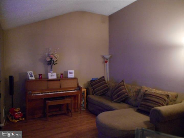 55 Gerard Road Hamilton, NJ 08620 - Photo 2 of 12