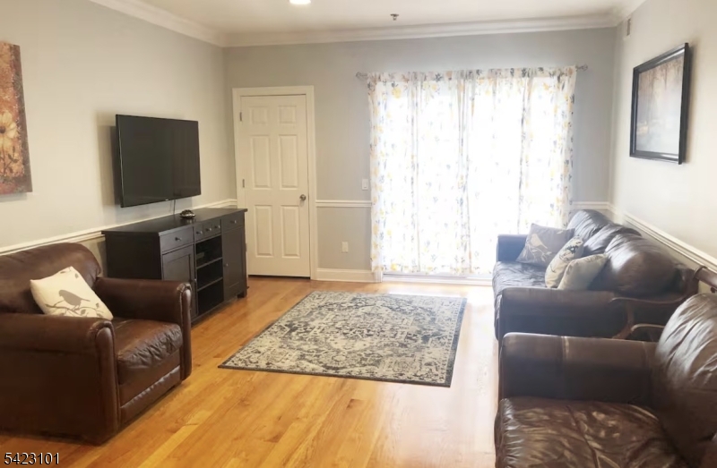 15 Tichenor Street, Unit 403 Newark, NJ 07114 - Photo 11 of 24