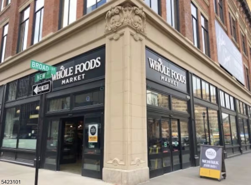 15 Tichenor Street, Unit 403 Newark, NJ 07114 - Photo 15 of 24