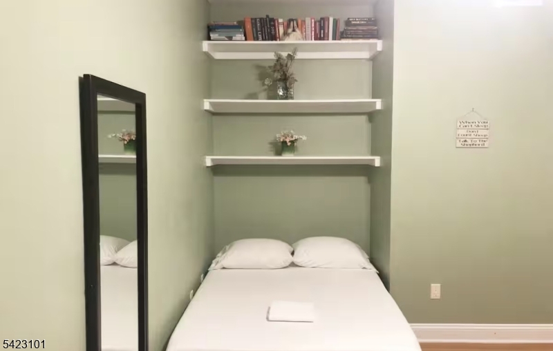 15 Tichenor Street, Unit 403 Newark, NJ 07114 - Photo 16 of 24