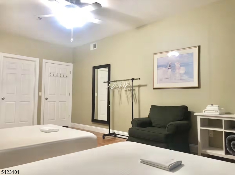 15 Tichenor Street, Unit 403 Newark, NJ 07114 - Photo 20 of 24