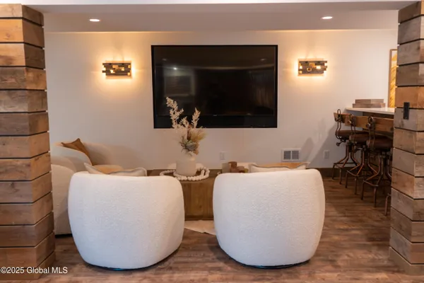 $819,230 | 71 Cambridge Way, Colonie, NY 12110