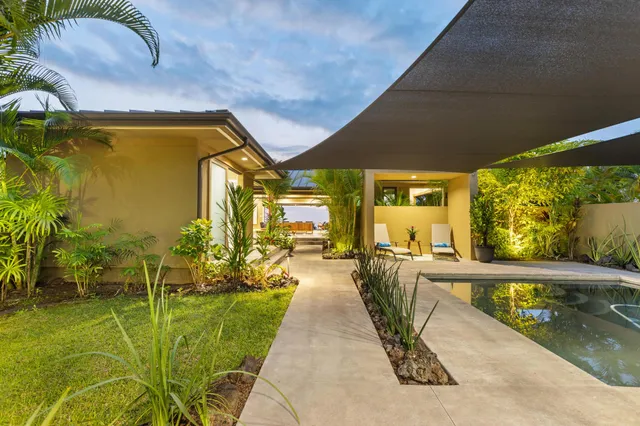 $2,400,000 | 78-7002 Ola Kino Street, Kailua-Kona, HI 96740