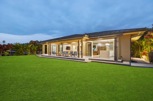 $2,400,000 | 78-7002 Ola Kino Street, Kailua-Kona, HI 96740