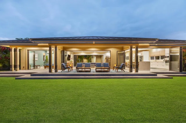 $2,400,000 | 78-7002 Ola Kino Street, Kailua-Kona, HI 96740