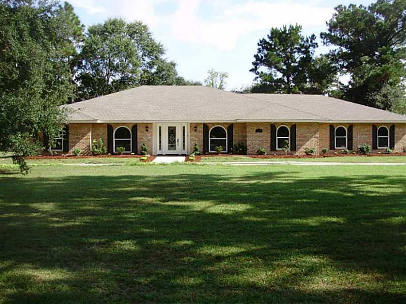 108 Rue D Azur Slidell, LA 70461 - Photo 1 of 12 Gallery Image 1
