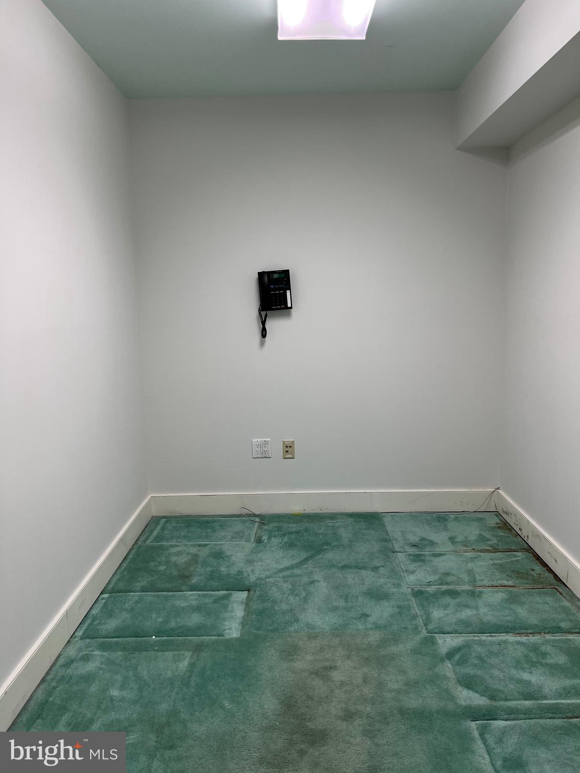 41 Greythorne Woods Circle Wayne, PA 19087 - Photo 23 of 31 2nd fl closet-possible space for additional bath