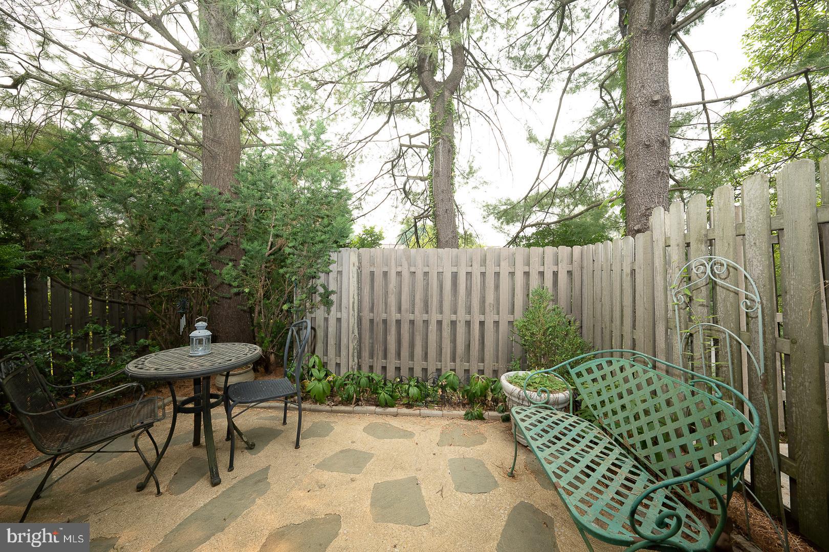 41 Greythorne Woods Circle Wayne, PA 19087 - Photo 28 of 31 Back patio