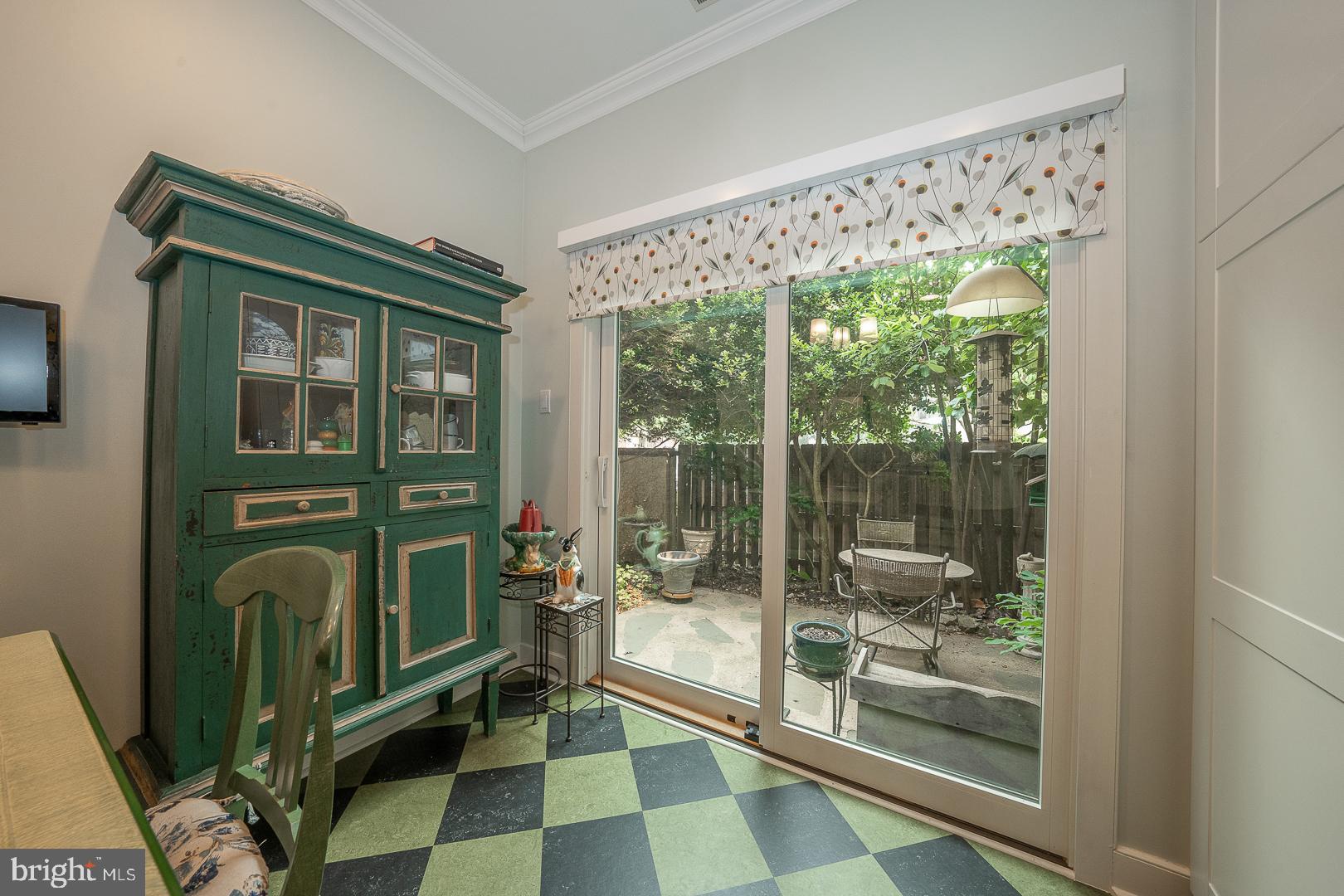 41 Greythorne Woods Circle Wayne, PA 19087 - Photo 8 of 31 Slider to front patio