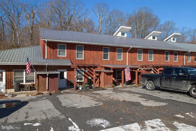 $184,900 | 75 Petersburg Lane, Duncannon, PA 17020