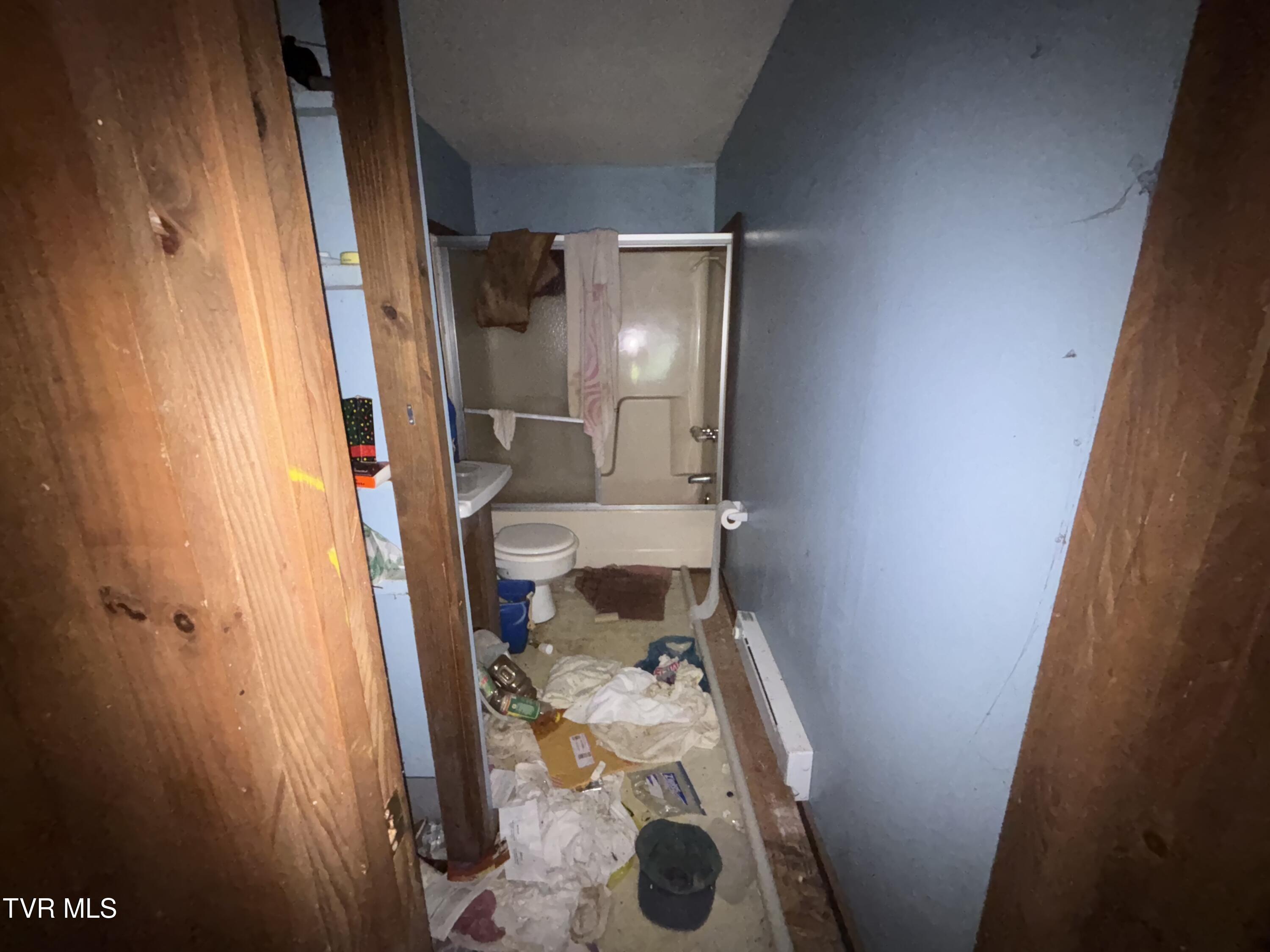 1481 Pleasant Valley Road Mountain City, TN 37683 - Photo 13 of 44 IMG_0639