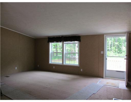 84 Lower Cross Road Lebanon, ME 04027 - Photo 8 of 14 Living Room.