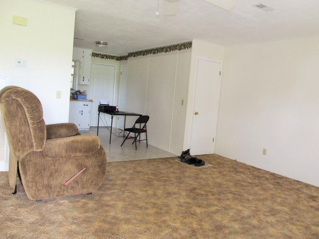 65-a Cedar Creek Road, Unit 2 Greeneville, TN 37743 - Photo 10 of 17 Apt A