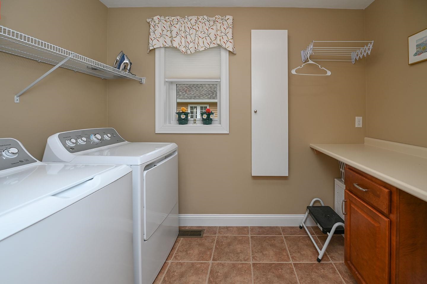 5 Renaissance Circle Salem, NH 03079 - Photo 20 of 40