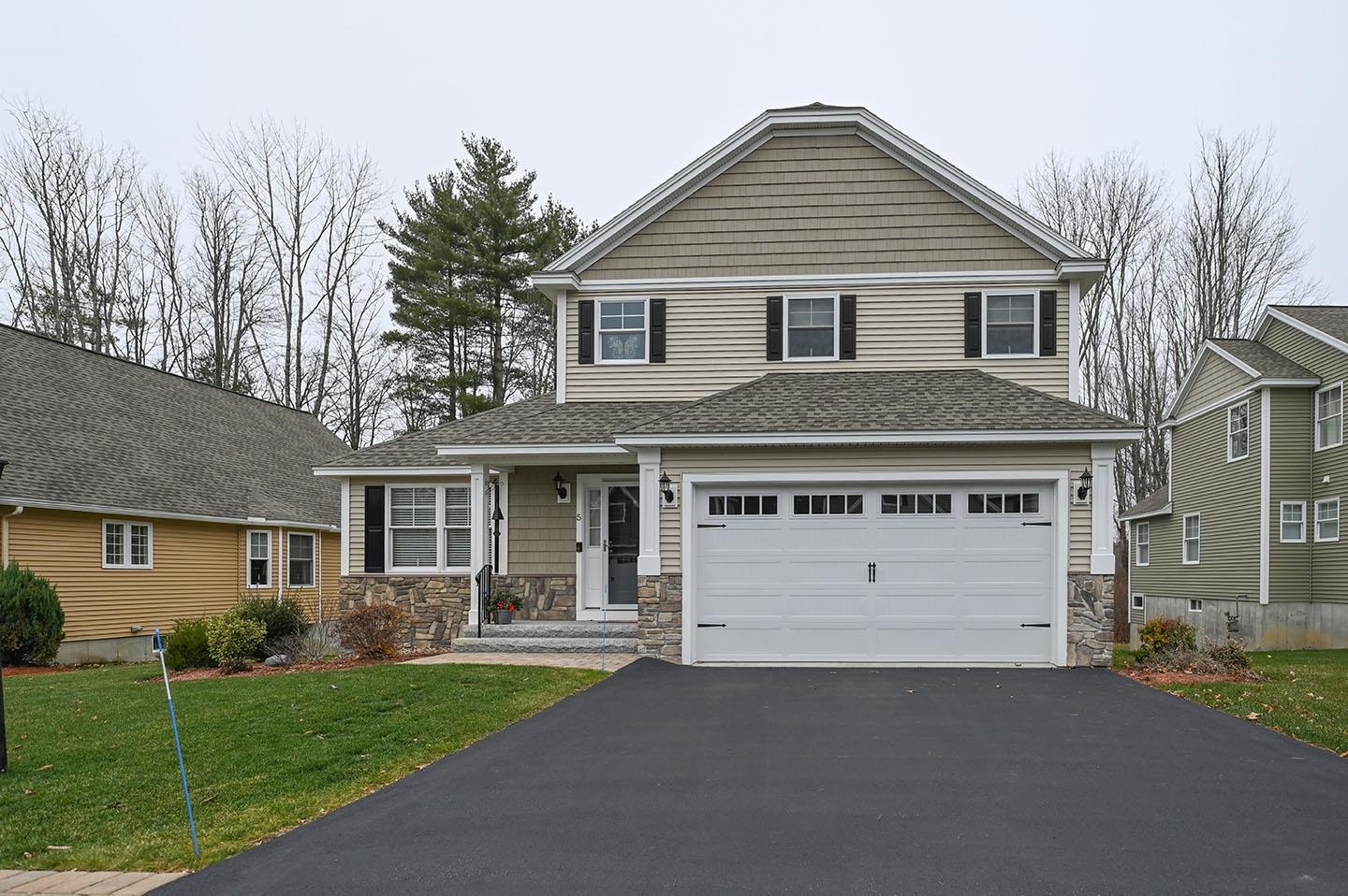 5 Renaissance Circle Salem, NH 03079 - Photo 36 of 40