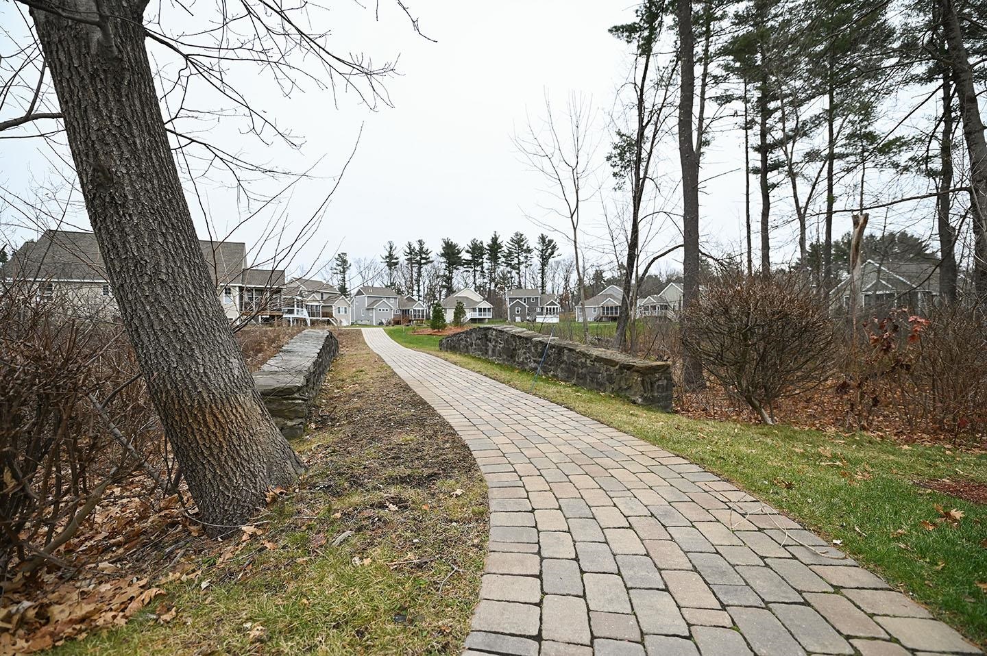 5 Renaissance Circle Salem, NH 03079 - Photo 40 of 40