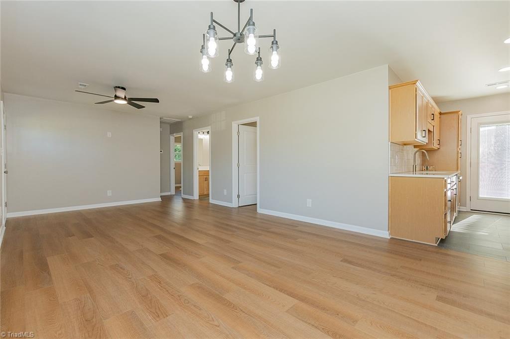 174 Brown Road Linwood, NC 27299 - Photo 6 of 36 Open Living