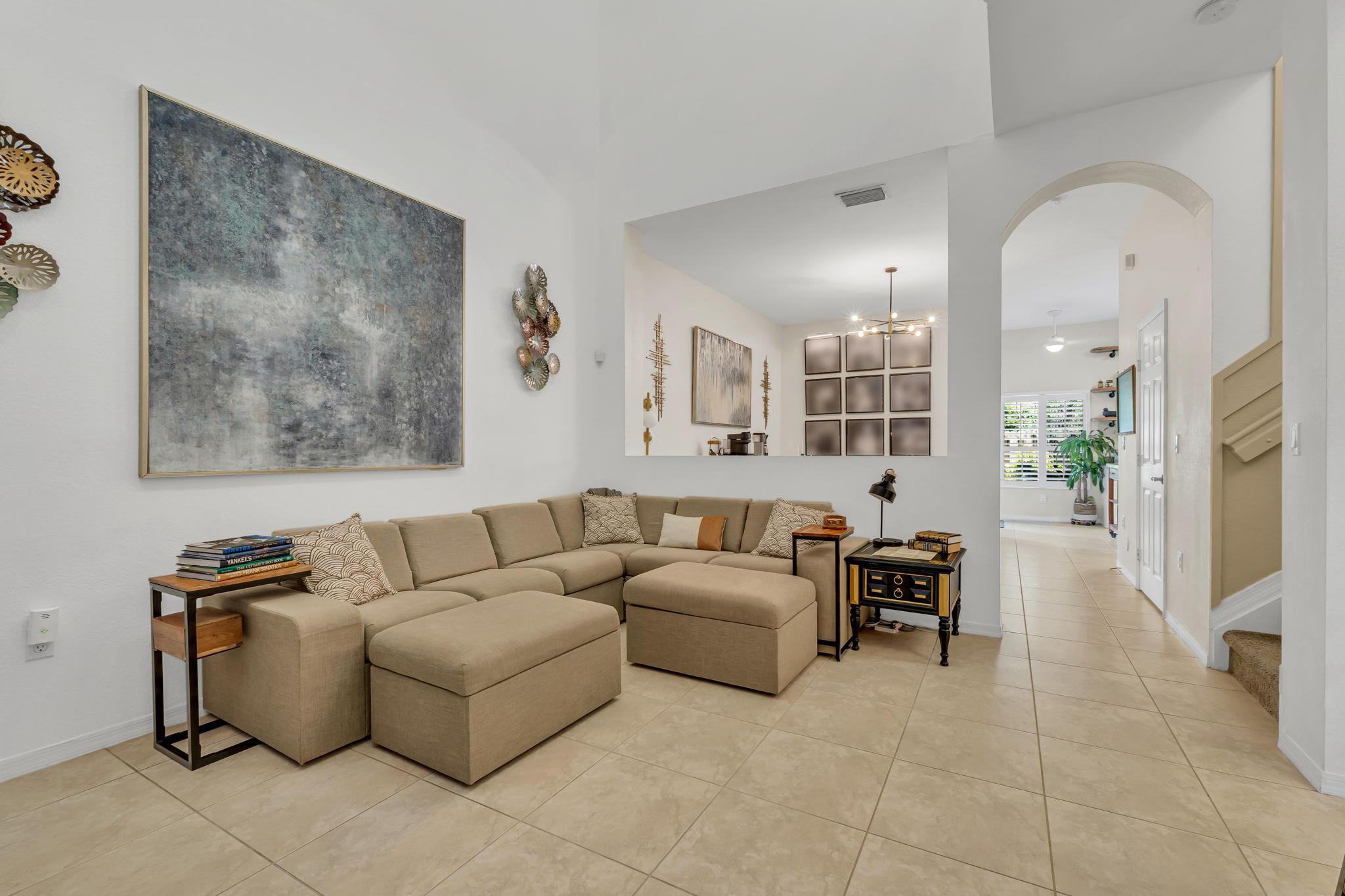 1624 Southeast 24th Court Homestead, FL 33035 - Photo 7 of 58 7