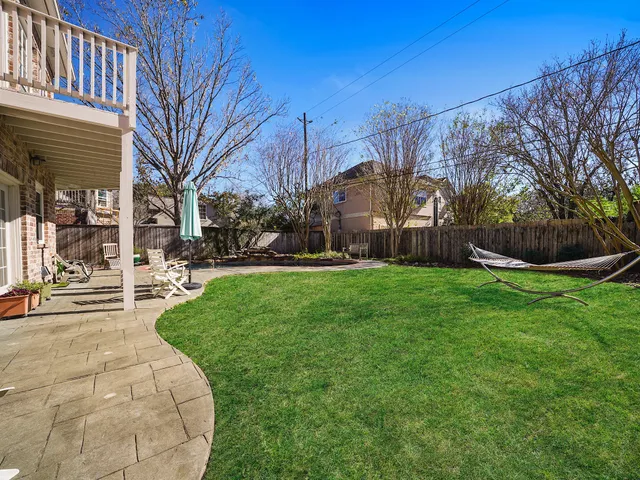 $1,250,000 | 112 Pamellia Drive, Bellaire, TX 77401