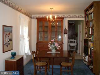 1323 Dell Road Norristown, PA 19403 - Photo 3 of 6 Gallery Image 3