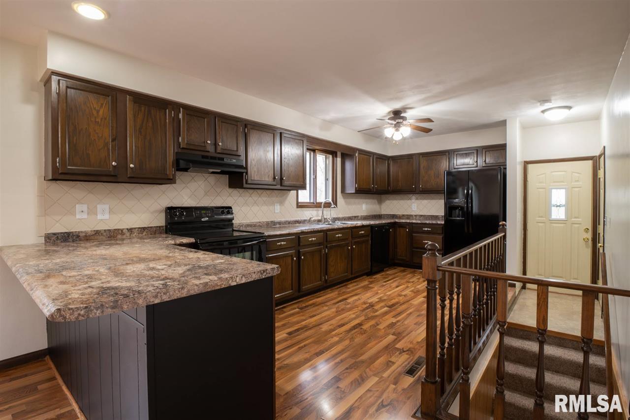 4709 North Koerner Road Peoria, IL 61615 - Photo 13 of 36 Gallery Image 13