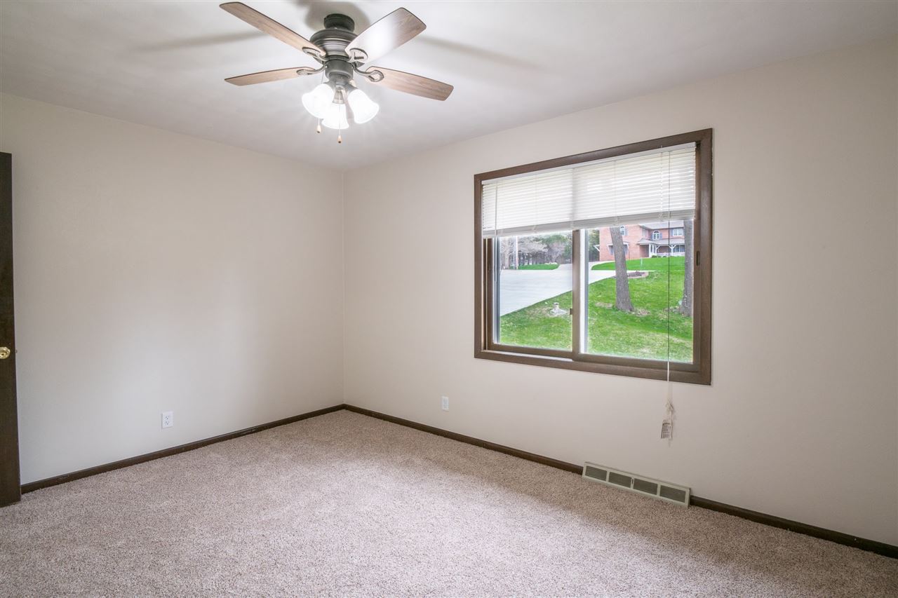4709 North Koerner Road Peoria, IL 61615 - Photo 27 of 36 Gallery Image 27