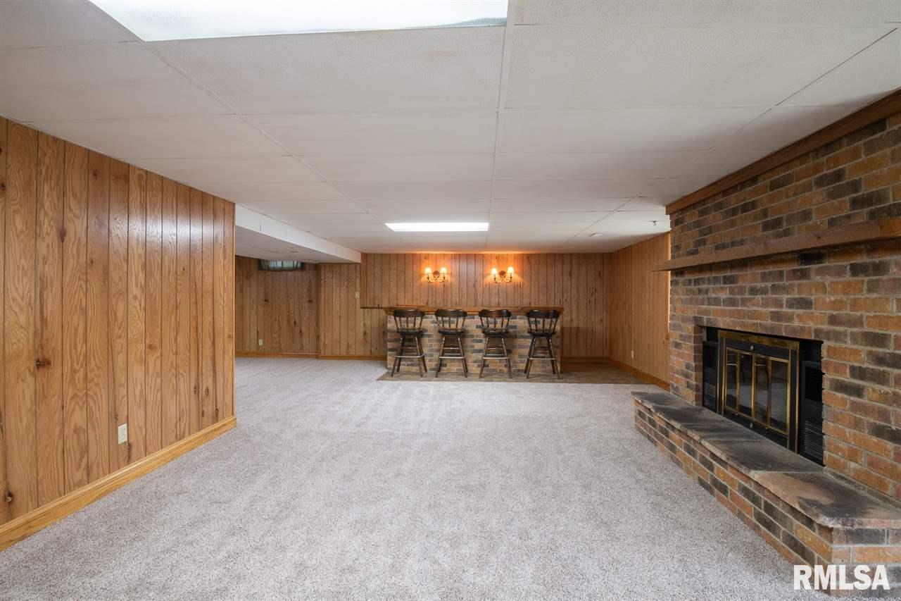 4709 North Koerner Road Peoria, IL 61615 - Photo 10 of 36 Gallery Image 10