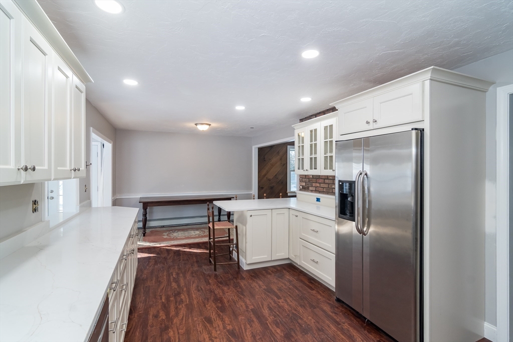 54 Spectacle Hill Road Bolton, MA 01740 - Photo 6 of 34
