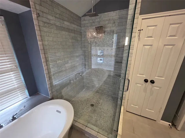 a bathroom with a tub
