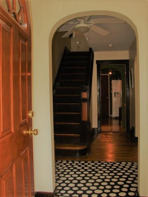 897 Malvern Road Pittsburgh, PA 15202 - Photo 4 of 25 Enter into this spacious Tudor beauty featuring original woodworking and hardwood flooring