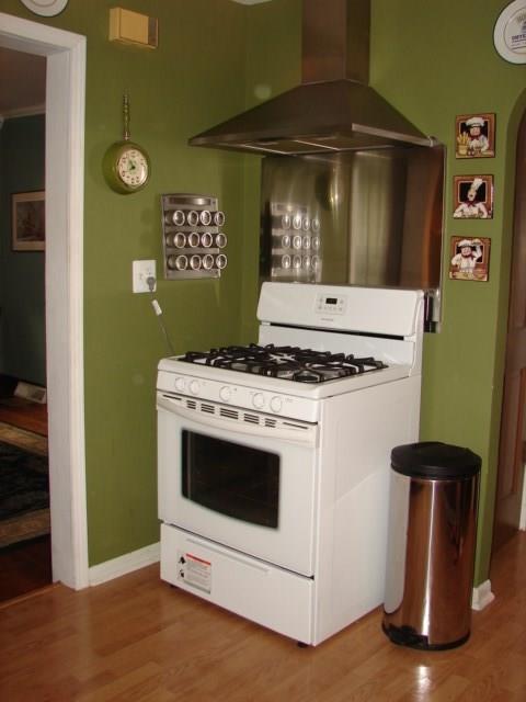 897 Malvern Road Pittsburgh, PA 15202 - Photo 10 of 25 The kitchen also features updated appliances