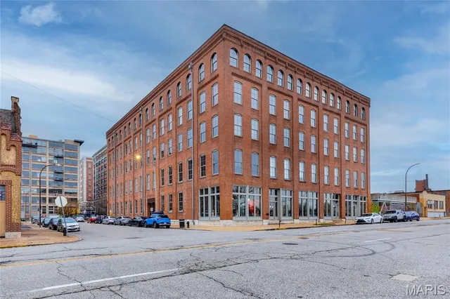 $175,000 | 721 North 17th Street, Unit 207, St. Louis, MO 63103