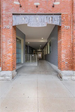 $175,000 | 721 North 17th Street, Unit 207, St. Louis, MO 63103