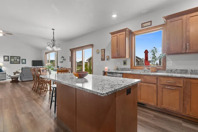 $454,900 | 810 Whisper Falls Lane, Menasha, WI 54952