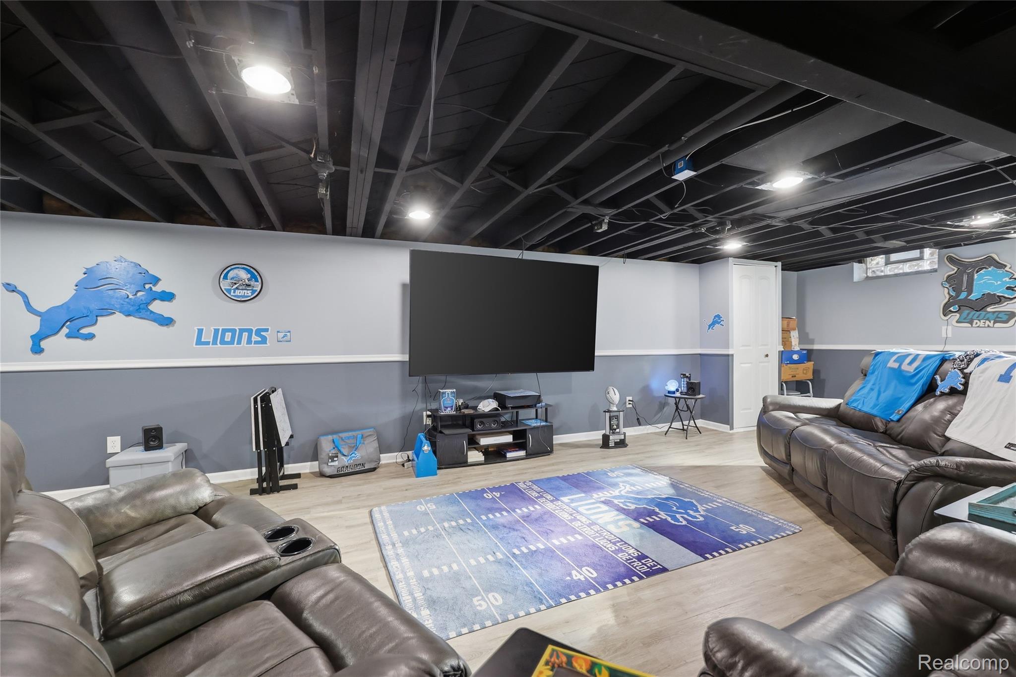 13412 Common Road Warren, MI 48088 - Photo 33 of 40 common-33.jpg