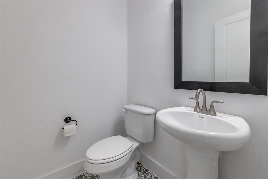 830 Trace Hawk Lane Arlington, TX 76005 - Photo 10 of 25