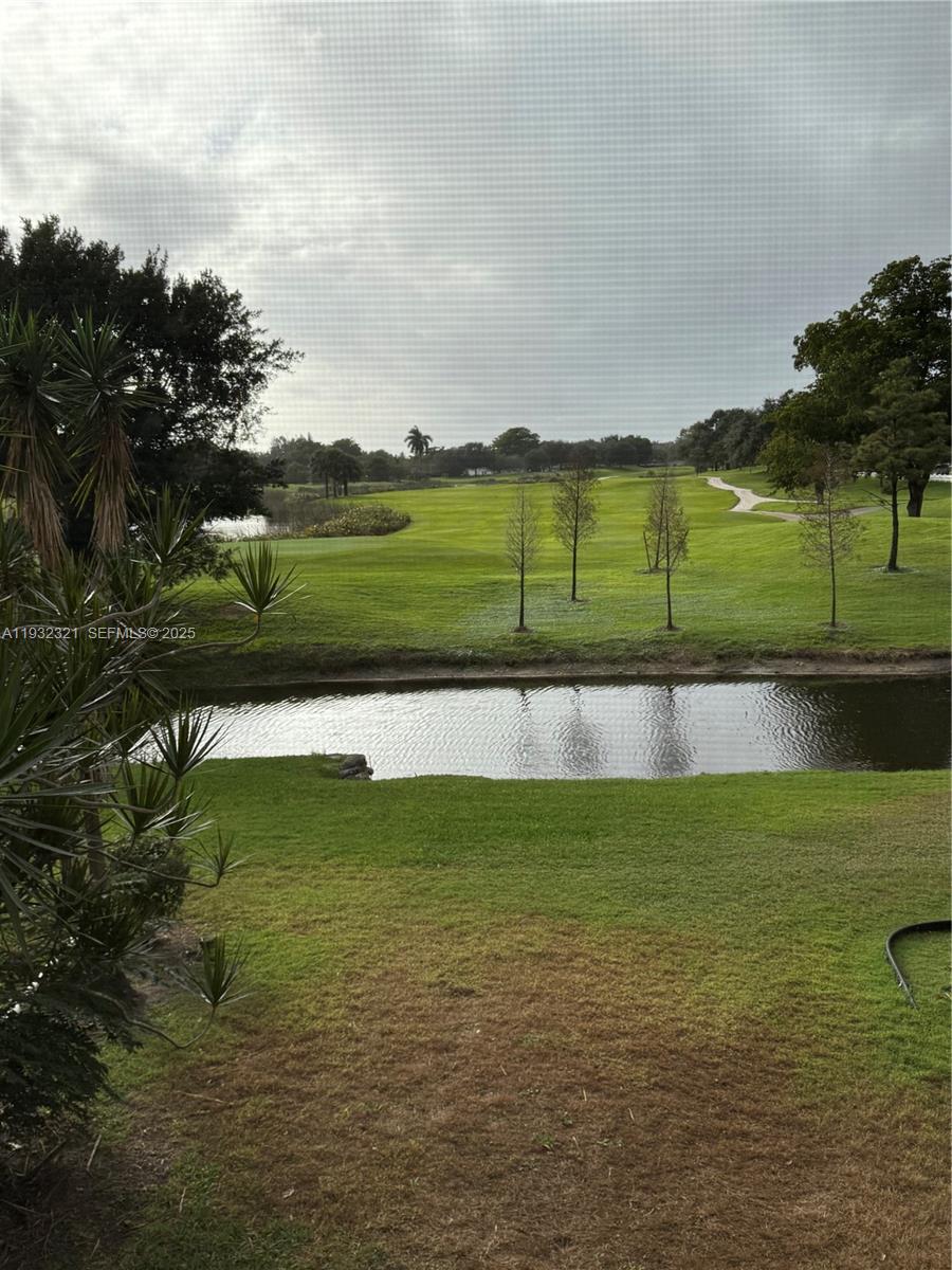 Arrowhead Condominium Davie, FL 33324 - Photo 2 of 35 a view of a ocean view