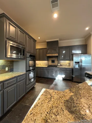 $3,700 | 2922 Ivory Creek, San Antonio, TX 78258