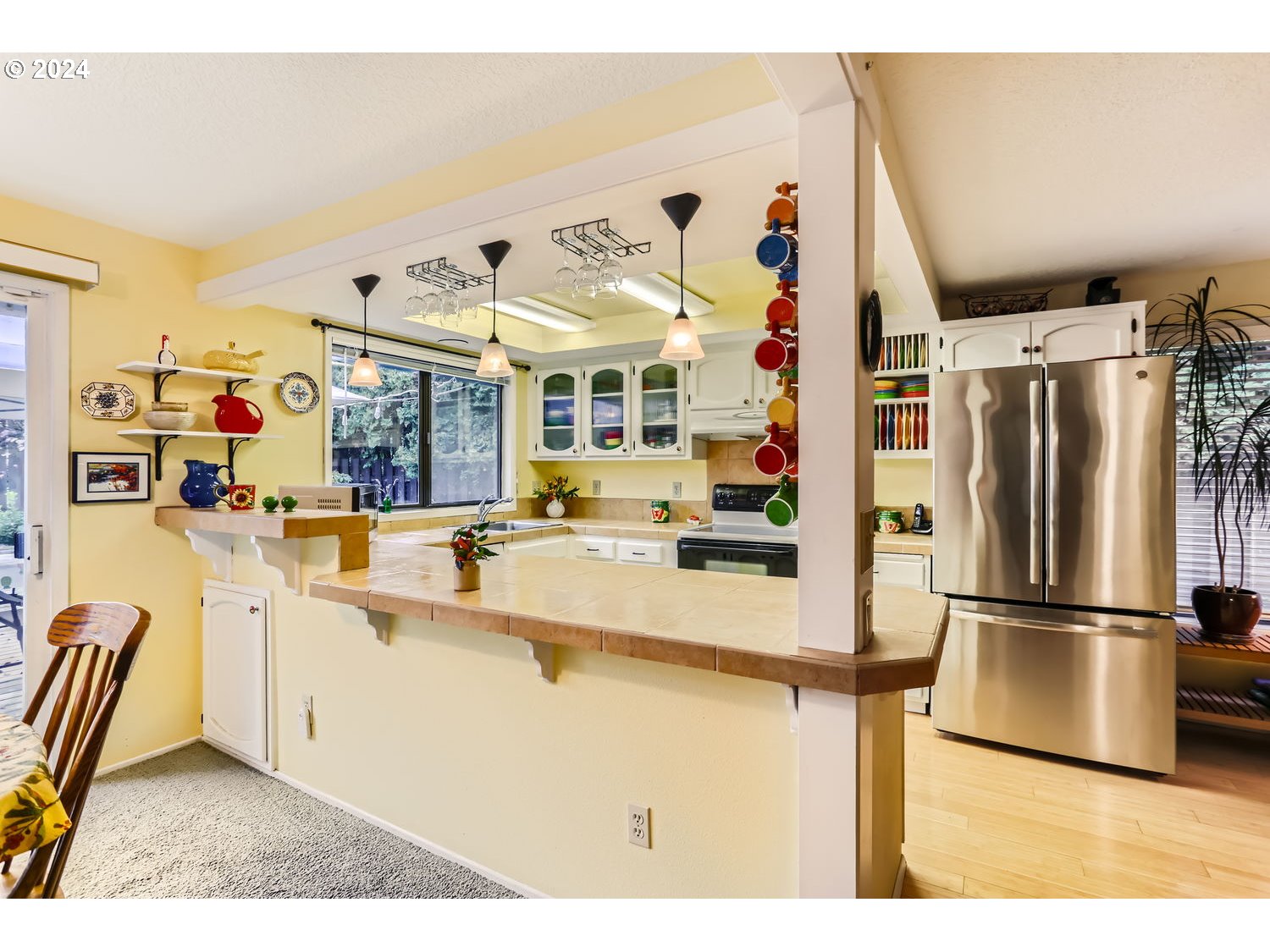 16380 Southwest Rosa Road Beaverton, OR 97007 - Photo 10 of 26 Gallery Image 10
