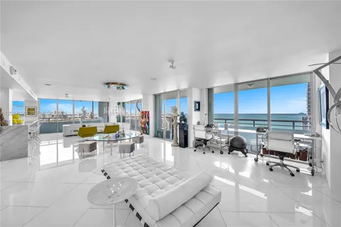 $2,750,000 | 400 South Pointe Drive, Unit 2310, Miami Beach, FL 33139