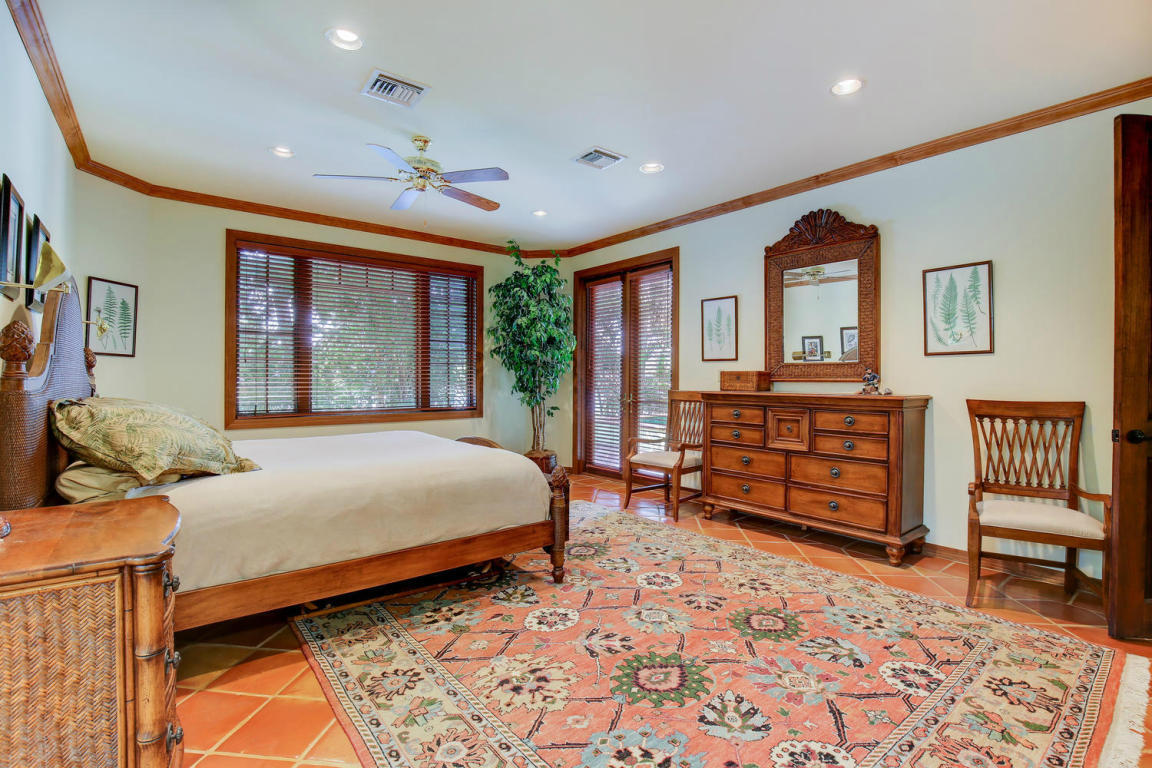 99 Northeast Spanish Trail Boca Raton, FL 33432 - Photo 12 of 30 d10